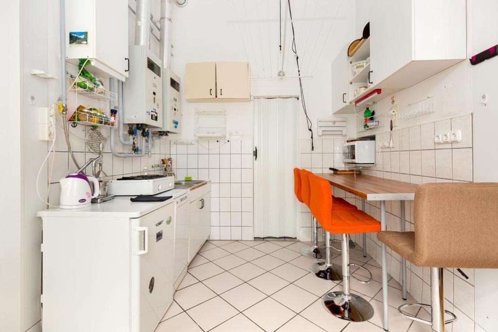 Szentkiralyi 5 - Double Basic In The Center - Self-check-in Apartamento Budapest