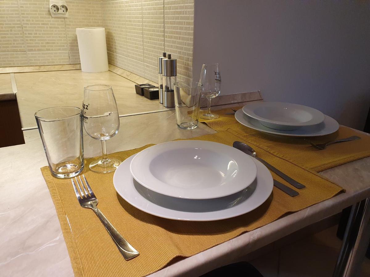 Boesix Apartament *