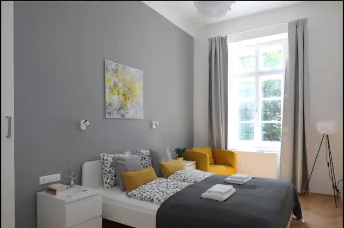 Apartamento 3bdr/2bath/3a/c Design Apt, Central, Free Parking, Quiet Budapest