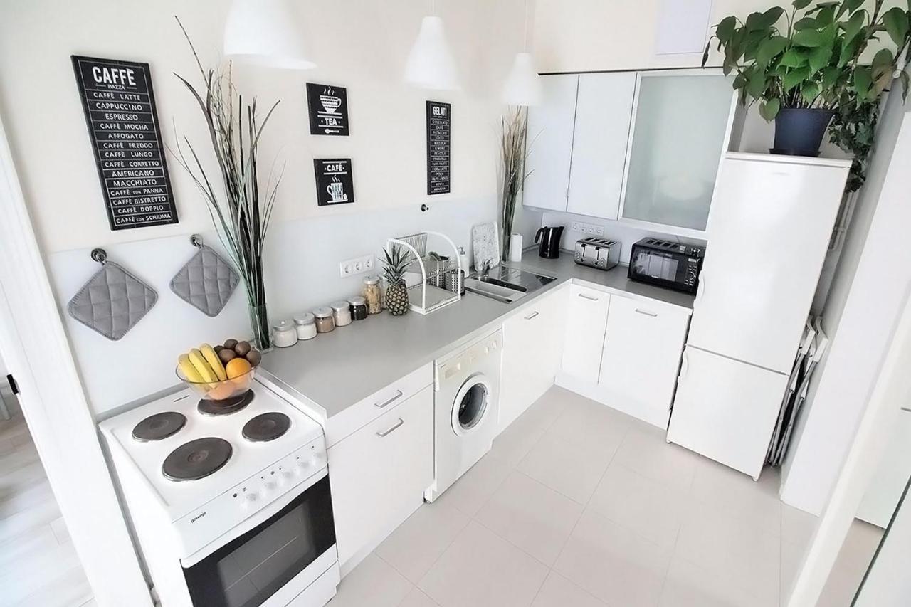 Eotvos Design Apartmán *