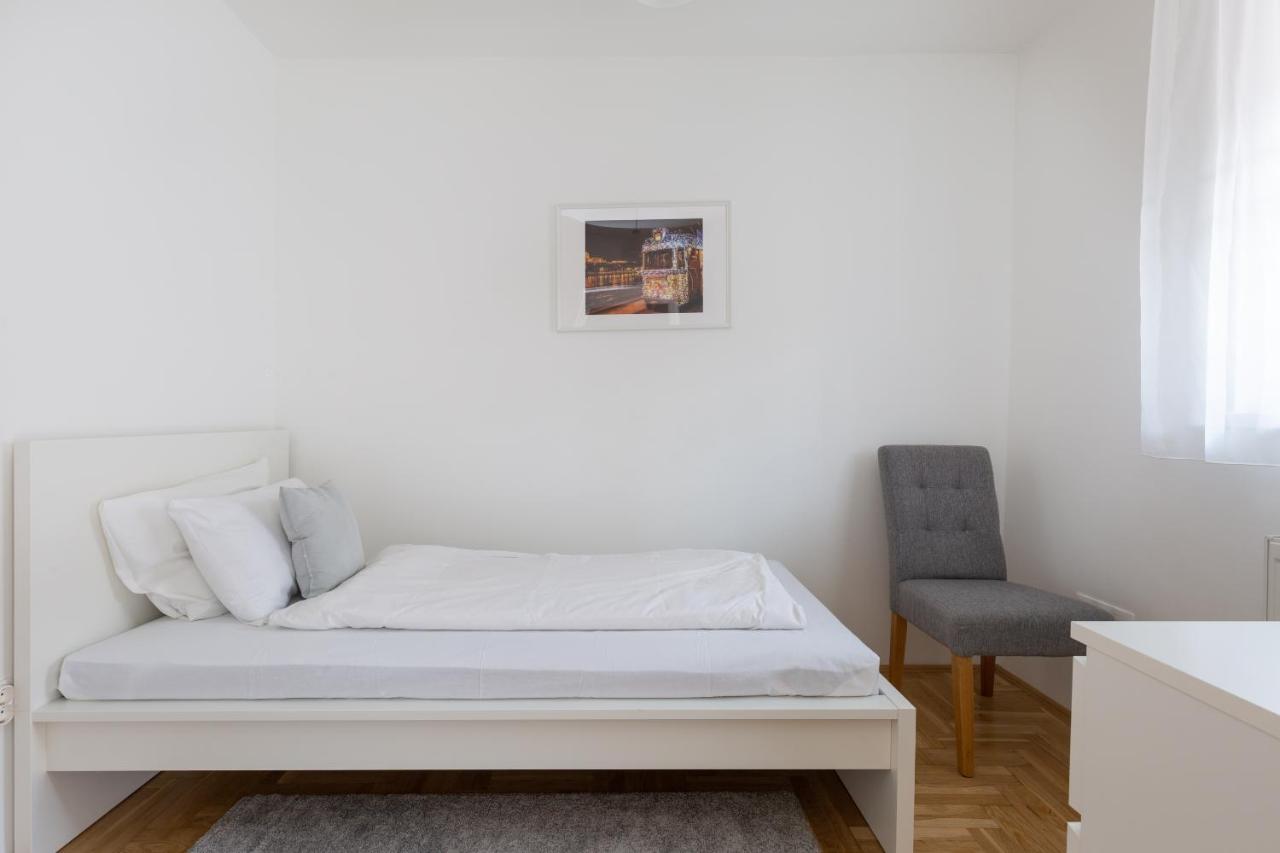 Cozy 3-bedroom In The Heart Of