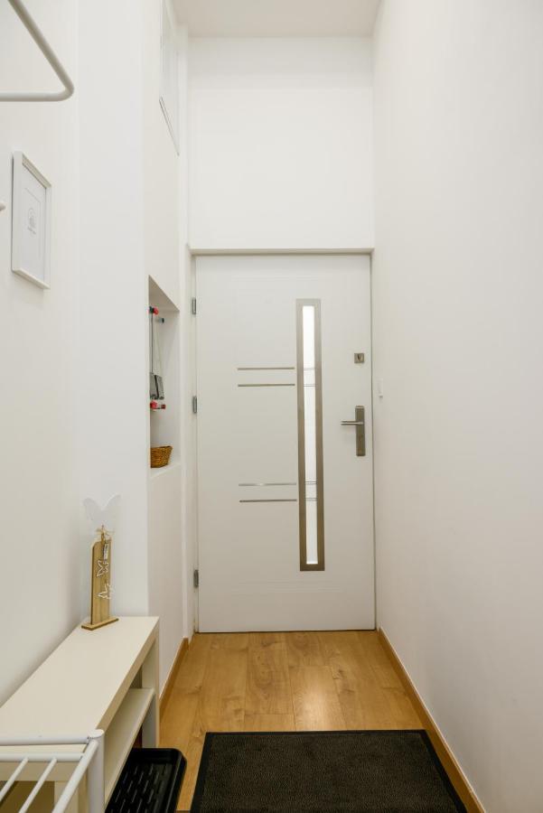 Ja18 Downtown Pearl - 2 Bedroom *