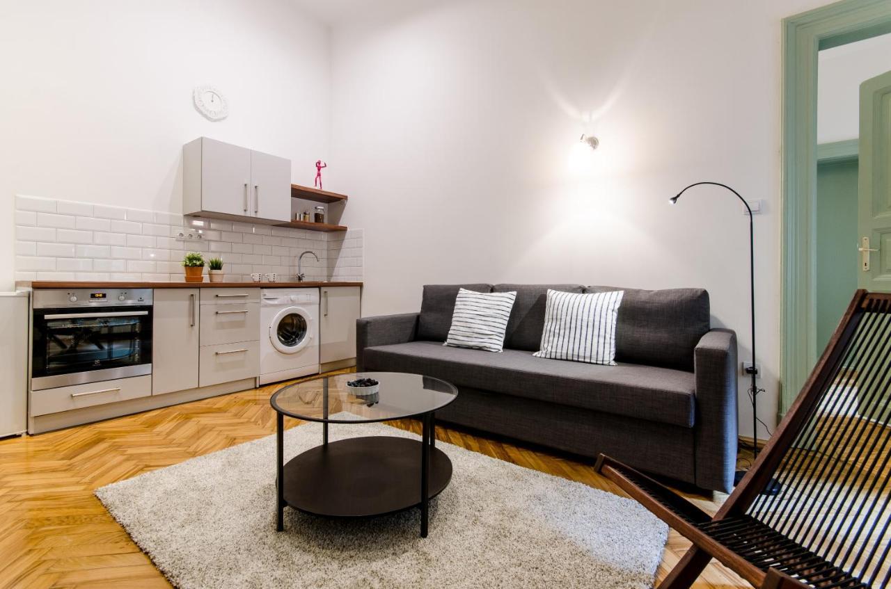 B63 2 Bedroom In Heart Of Budapest
