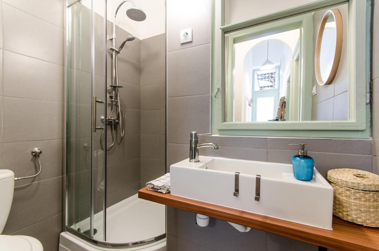 B63 2 Bedroom In Heart Of