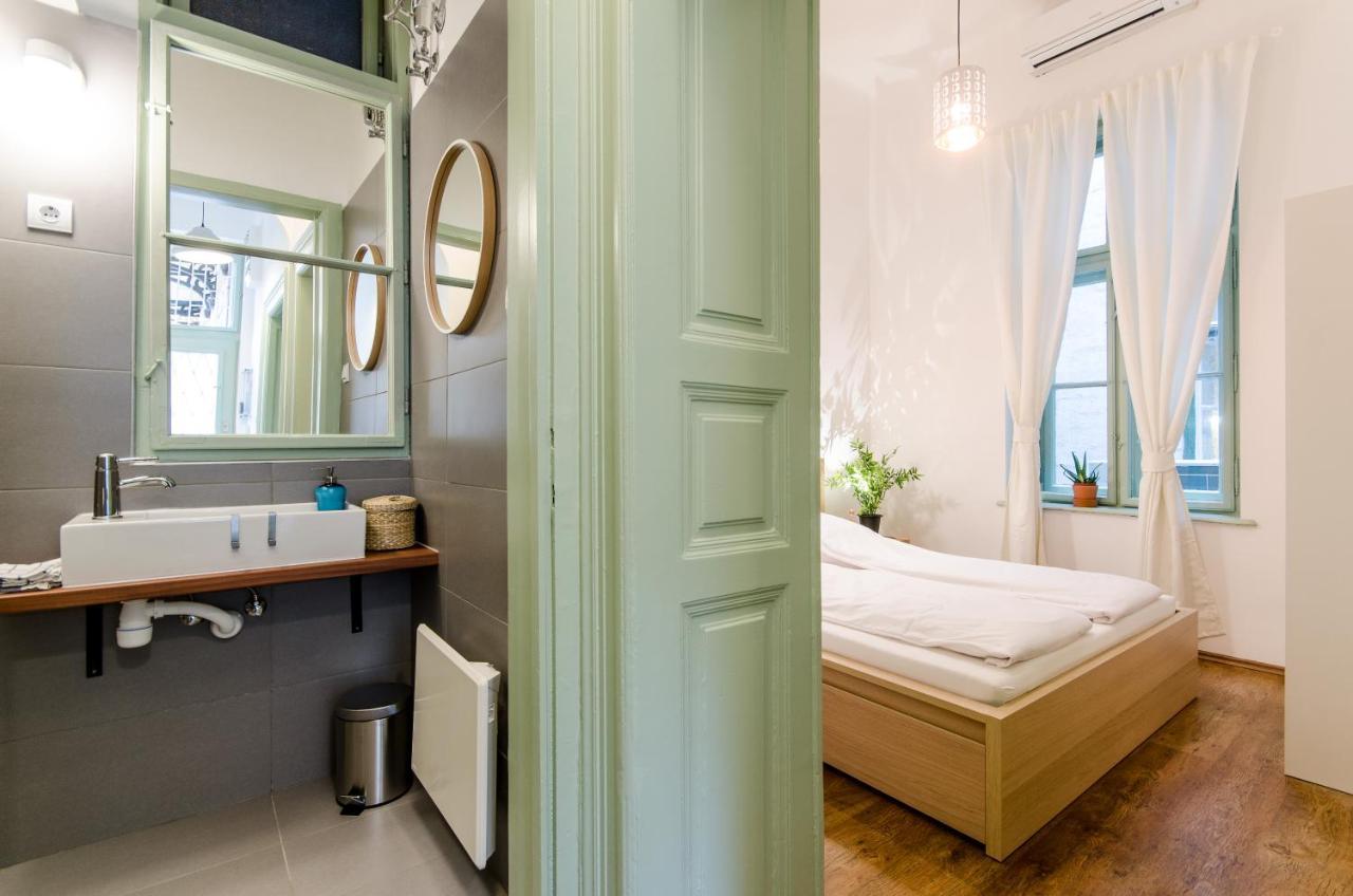 B63 2 Bedroom In Heart Of * Budapest