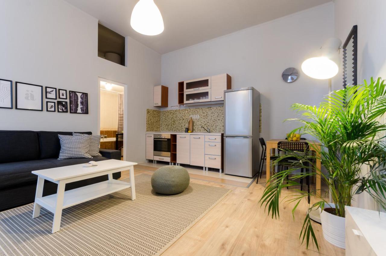 Apartament I30 In Location. *
