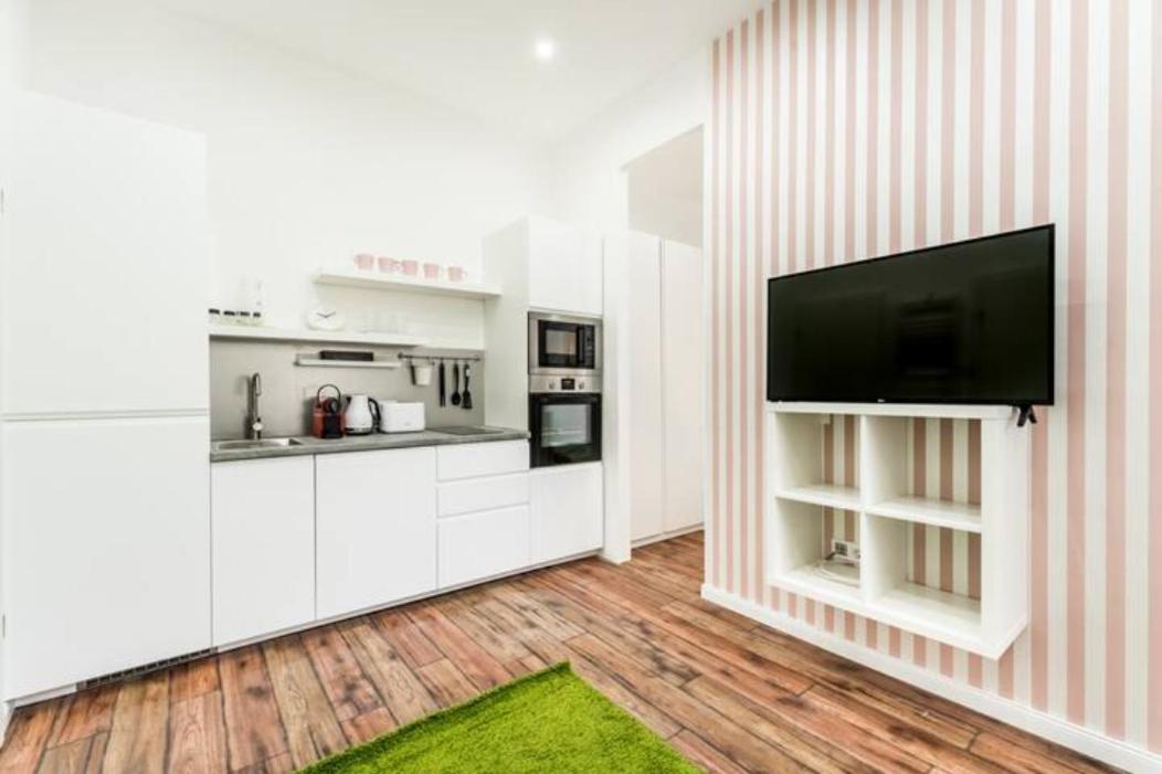 Apartment Hi-bp Design In The Heart Of *