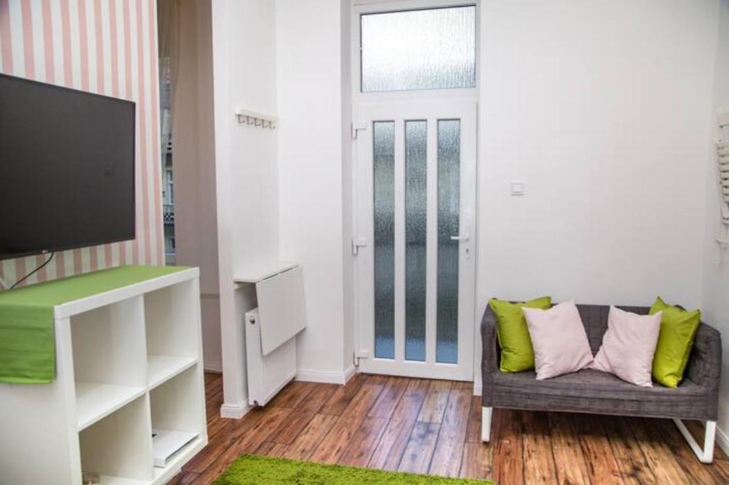 Hi-bp Design In The Heart Of Apartment