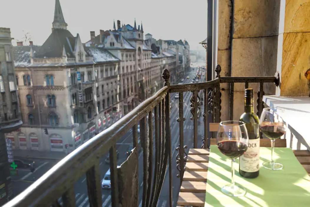 Hi-bp Design In The Heart Of Apartment *