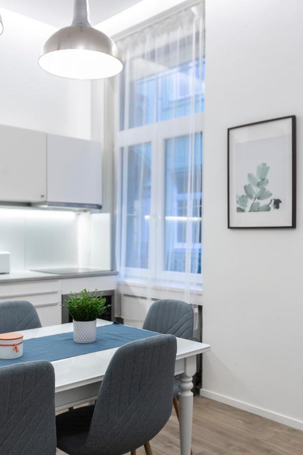 Semesterbostad Exclusive With Sauna Next To The New York Cafe
