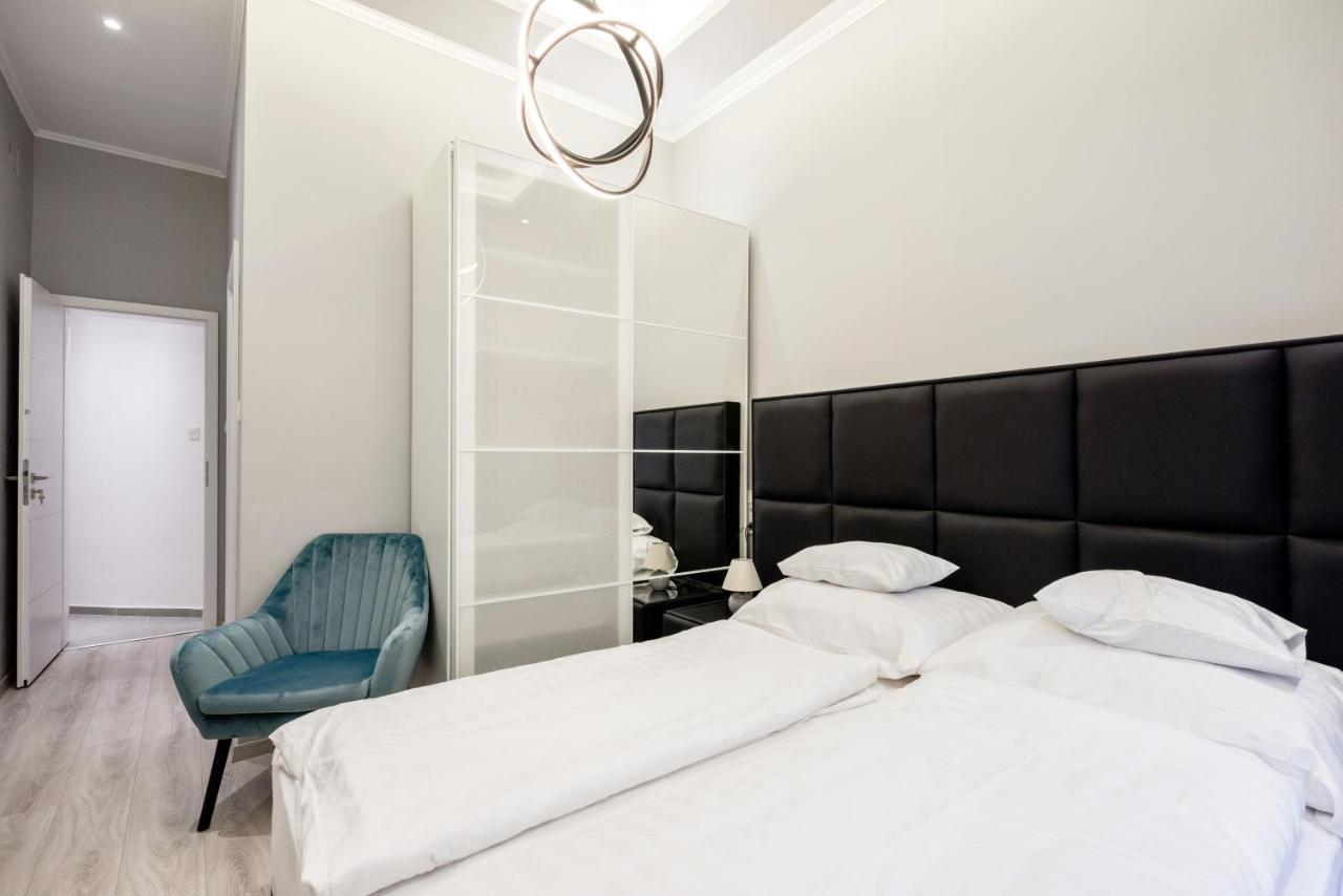 A Golden Star Modern Luxury And