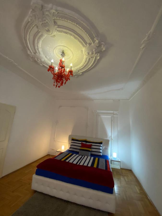 Apartmán With Balcony And Ac Next To Danube *