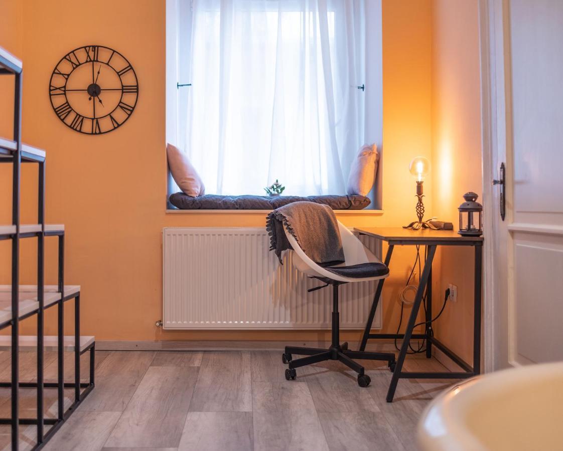 Mooki Rumbach Apartamento