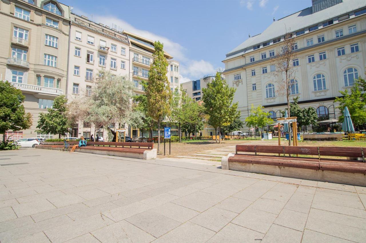 Apartment Sunny House By The Riverside Budapest