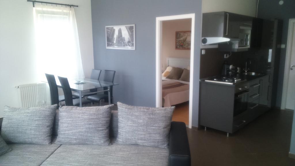 Solid Apartmans *