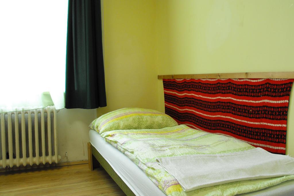 Hostel Mogyorodi