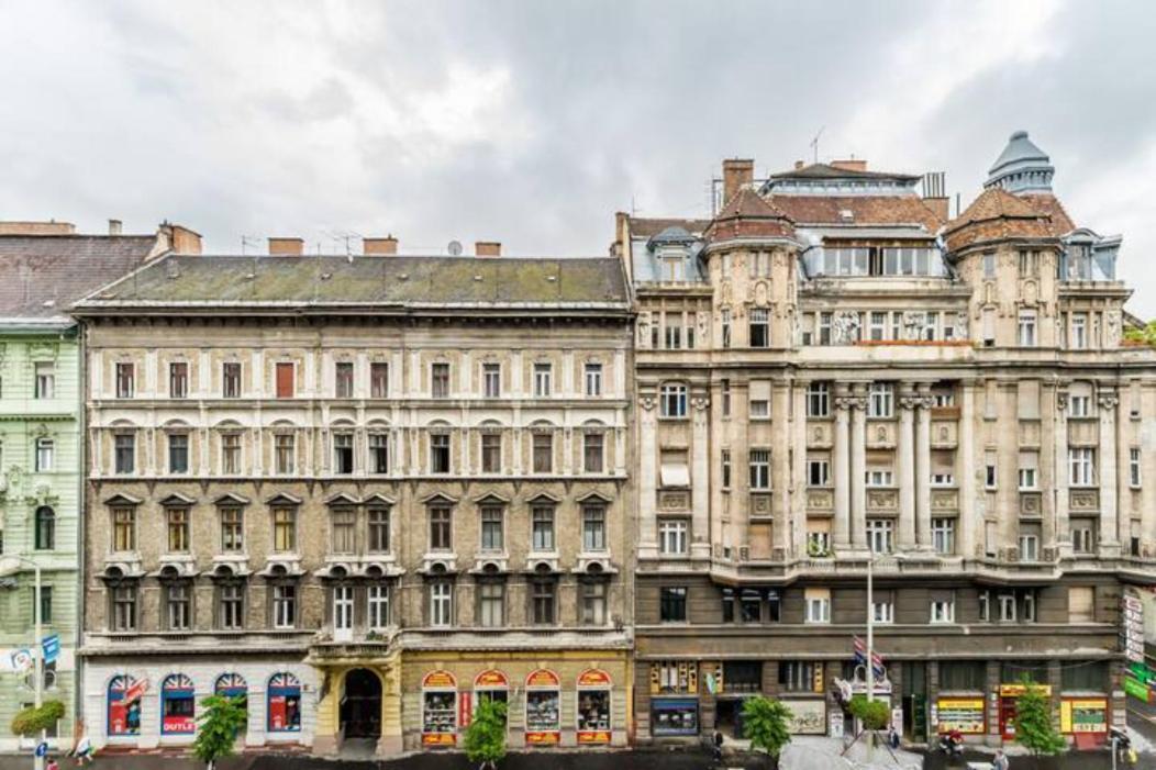 Hi-bp Design In The Heart Of Budapest