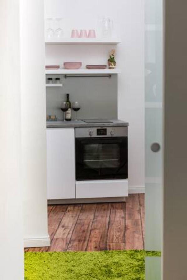 Apartment Hi-bp Design In The Heart Of *