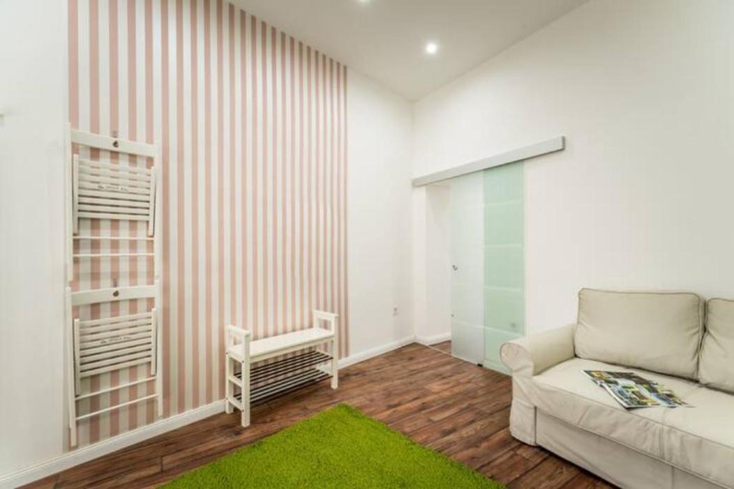 Hi-bp Design In The Heart Of Apartment *