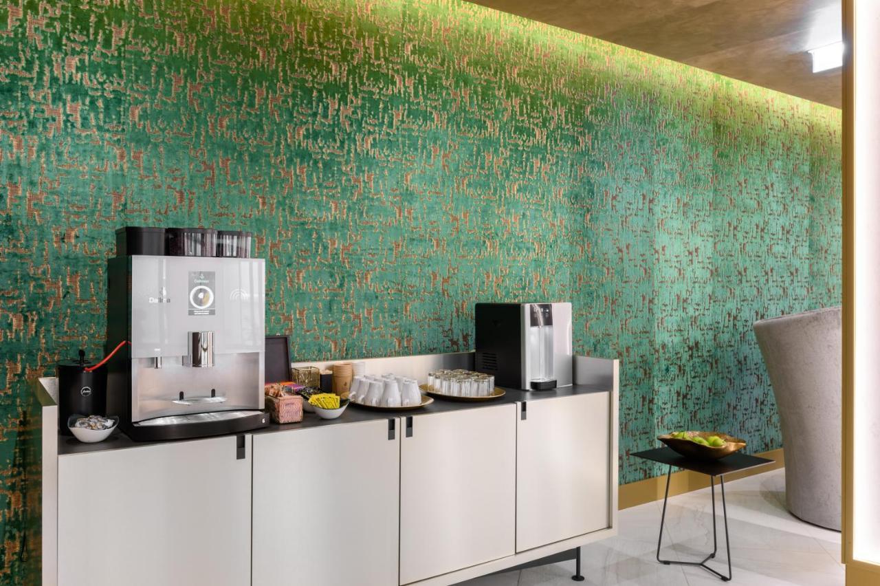 Aparthotel Emerald Downtown Luxury By Continental Group 2*
