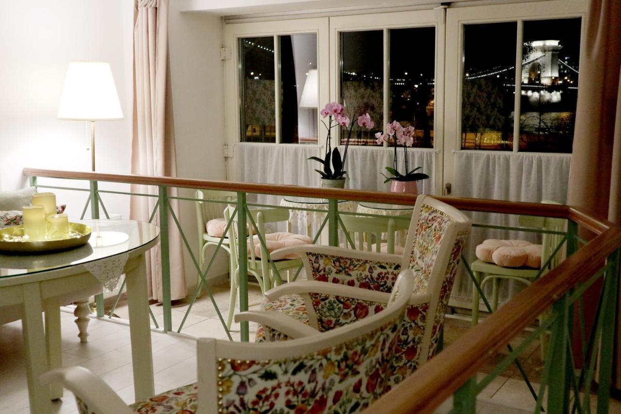 Marvelosa - By The Chain Bridge Apartment *
