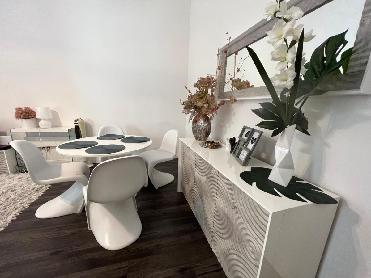 The Downtown Apartament *
