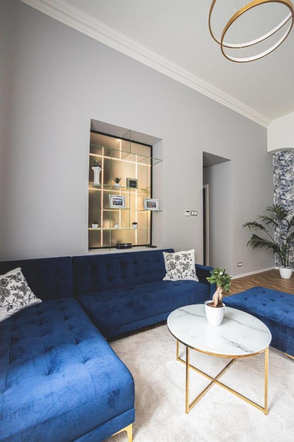 Apartment Luxury Gold 2 Bedroom