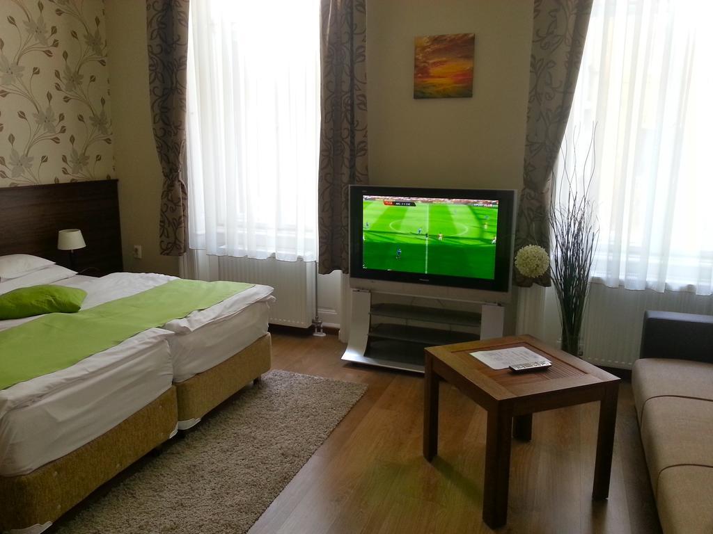 Elit Szálloda 3*