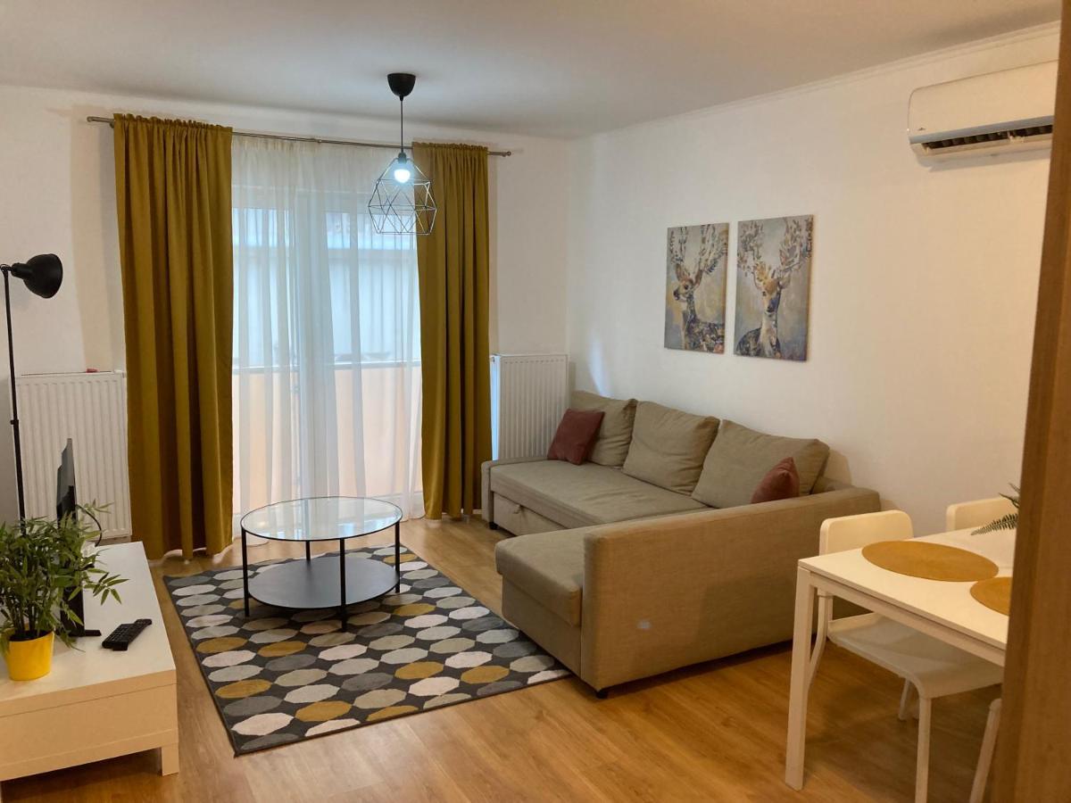 Swu Broadway Guest house 4*