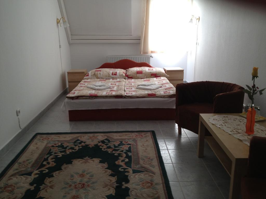 Hotel Timon 3*