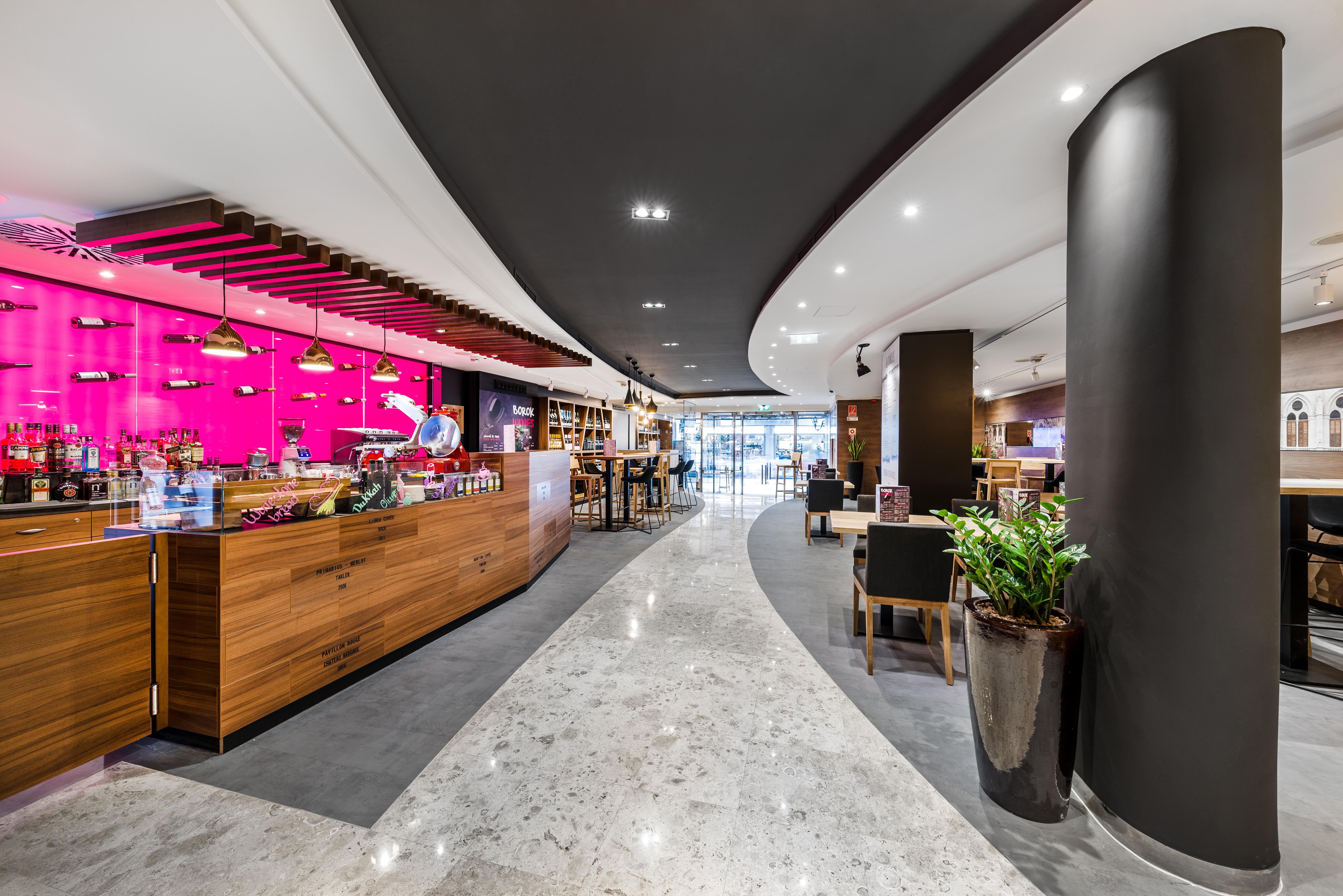 Hotel Mercure City Center 4*