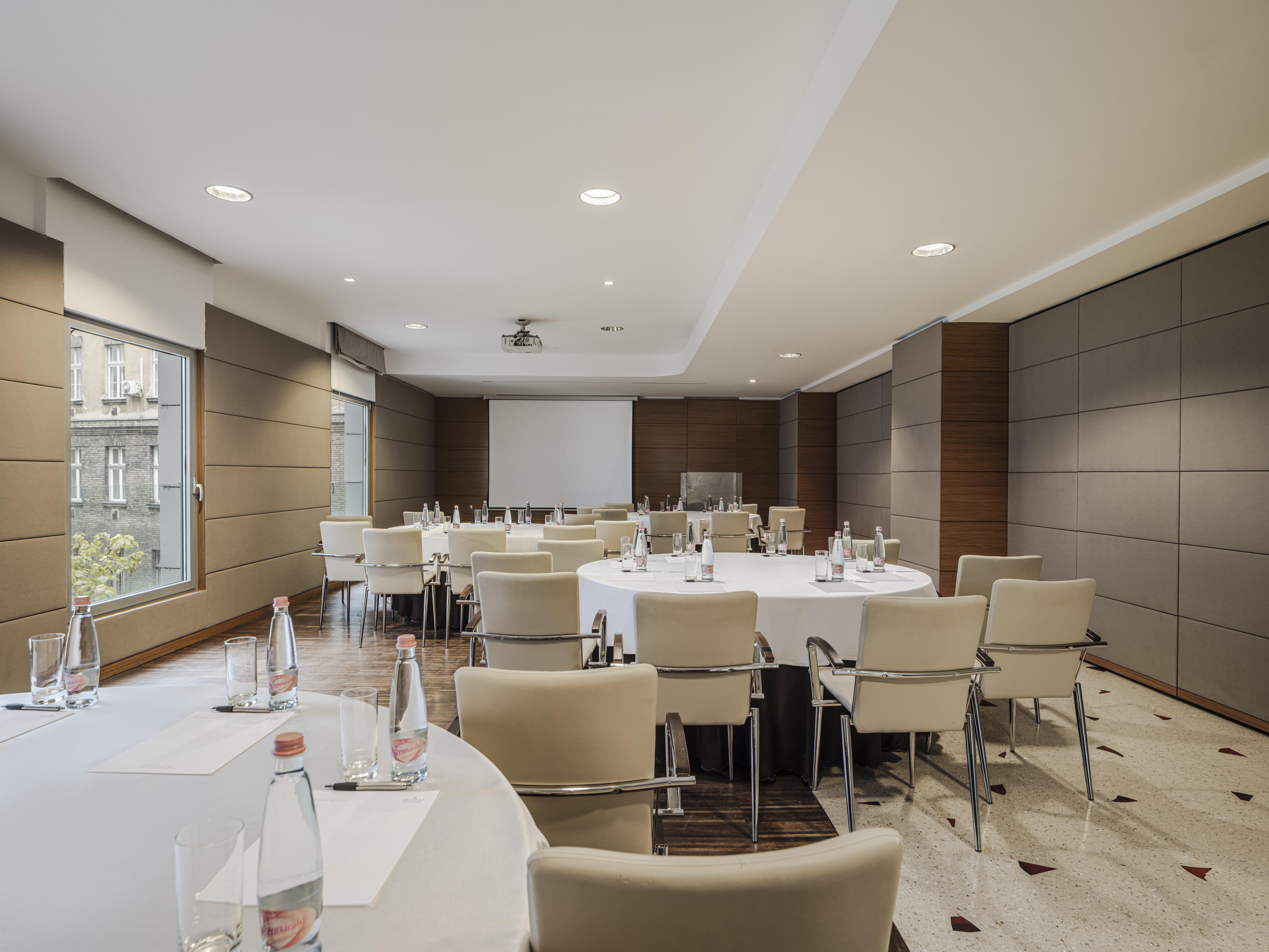 Anantara New York Palace Szálloda 5*