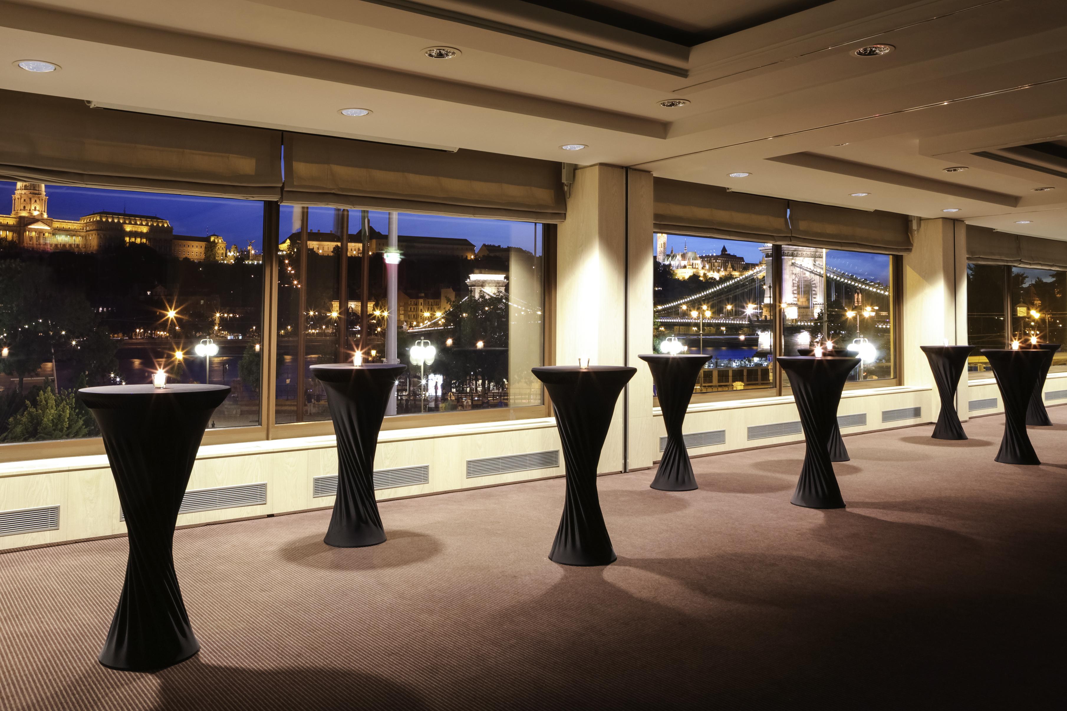 Sofitel Chain Bridge 5*