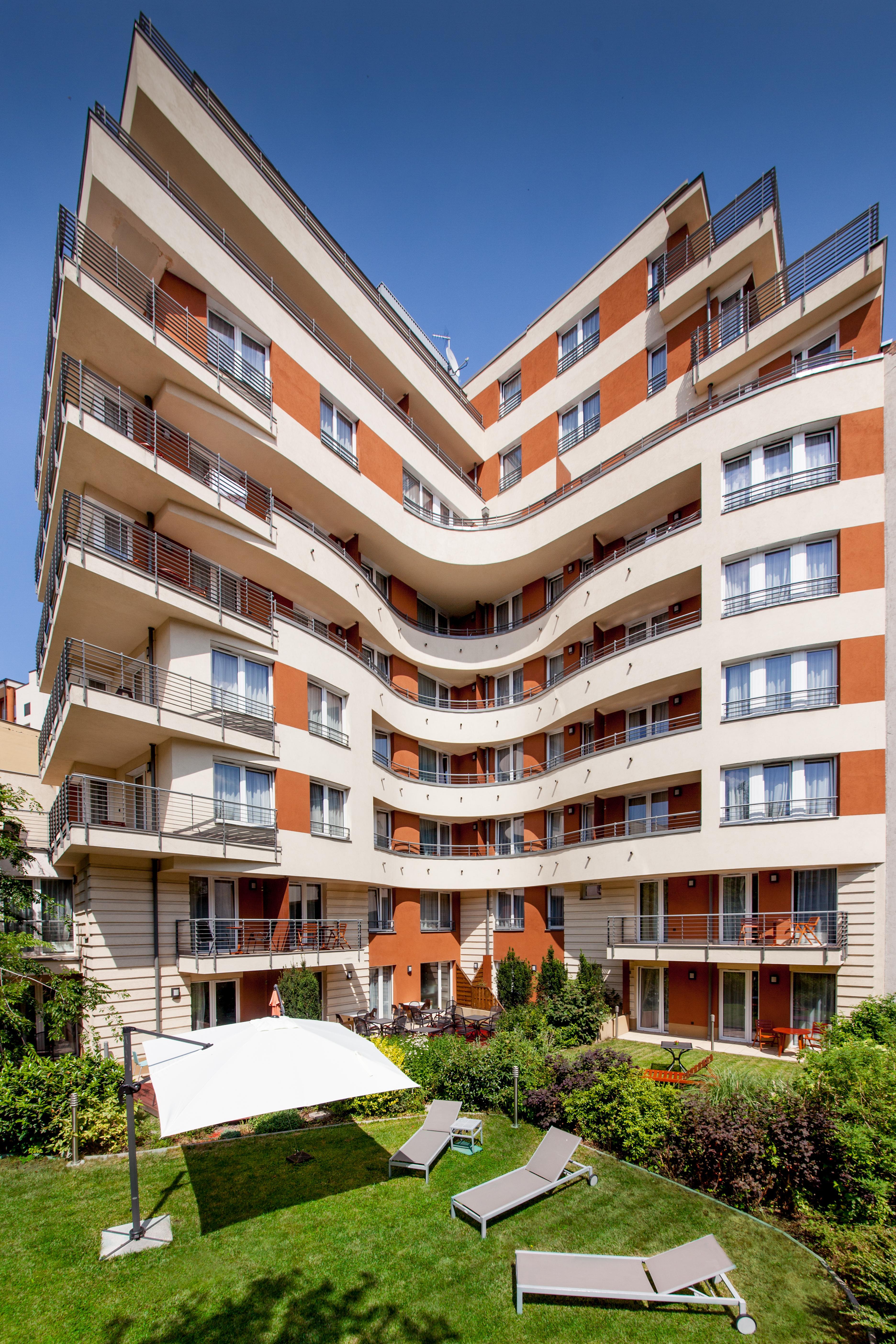 Hotel Escala & 4*