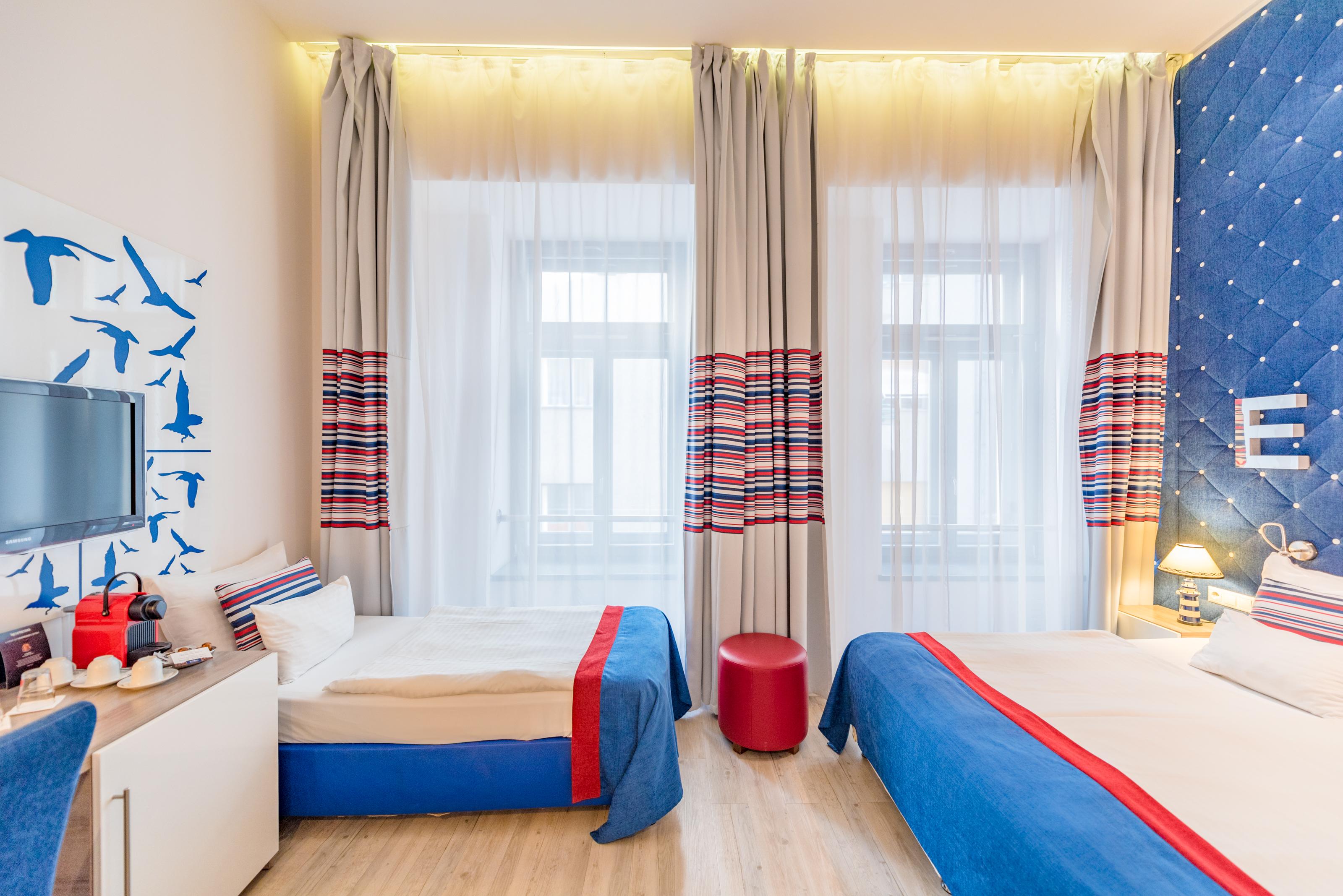 Estilo Fashion Hotel 4*