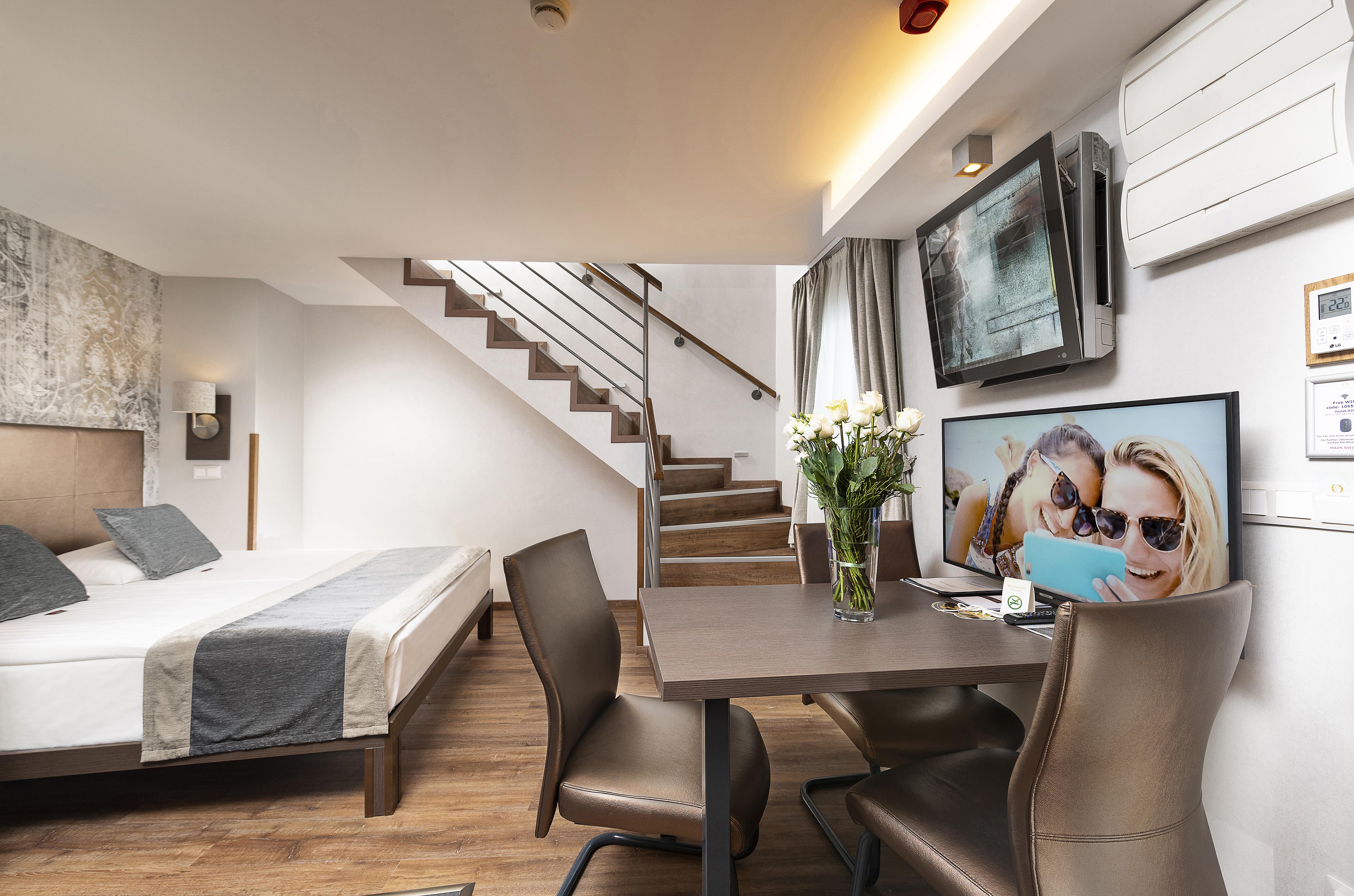 Hotel Opera Garden Hotel&apartments 4*