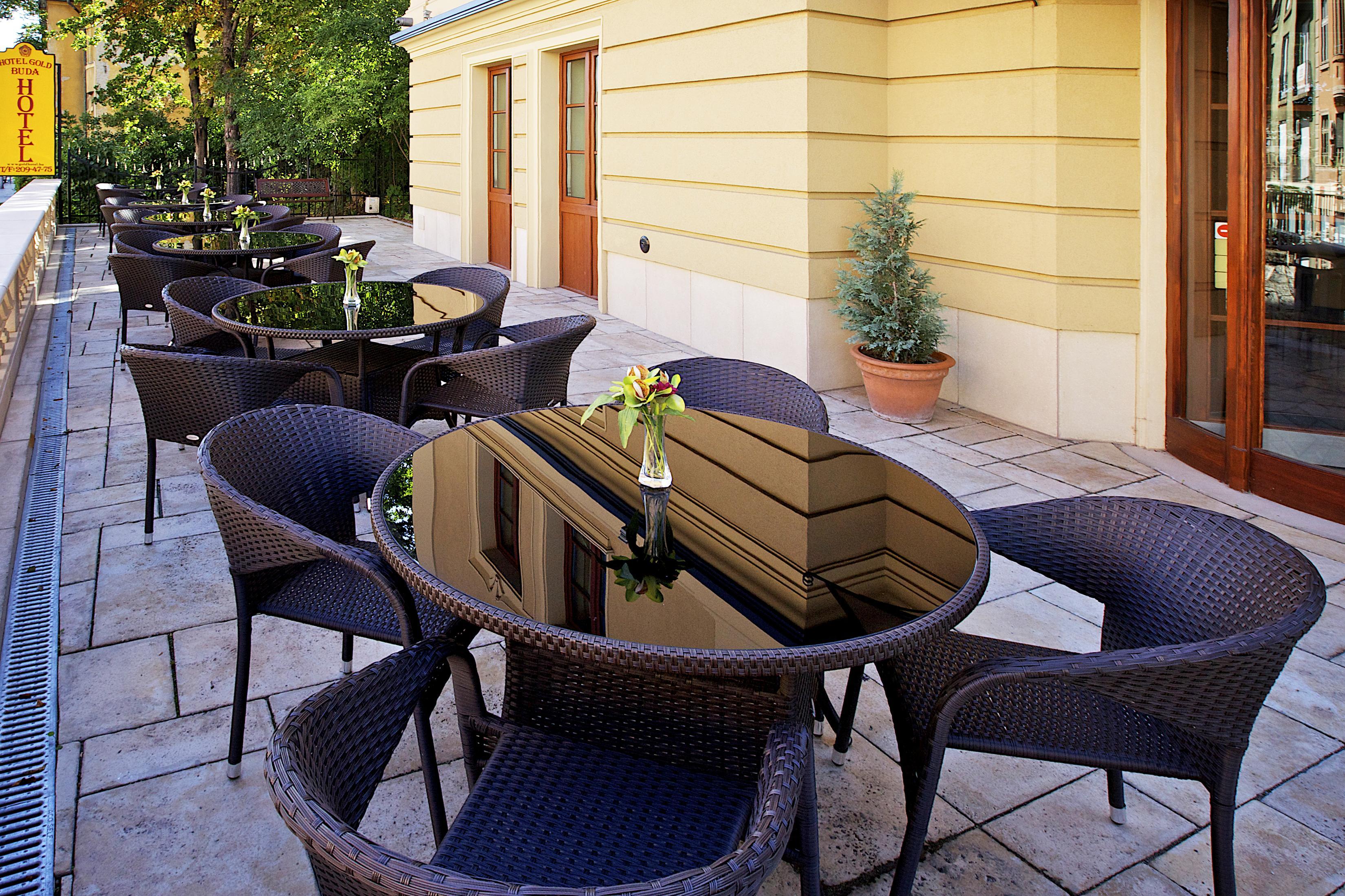Gold 4* Budapest