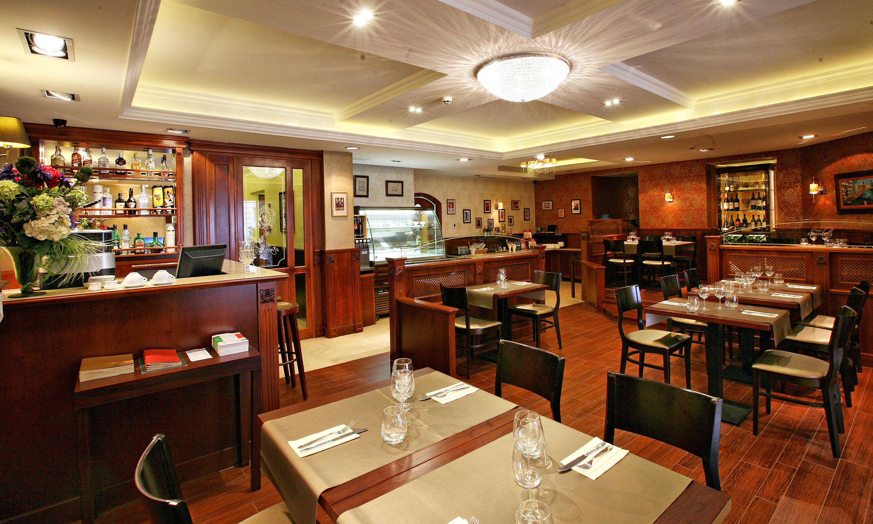Gold 4* Budapest