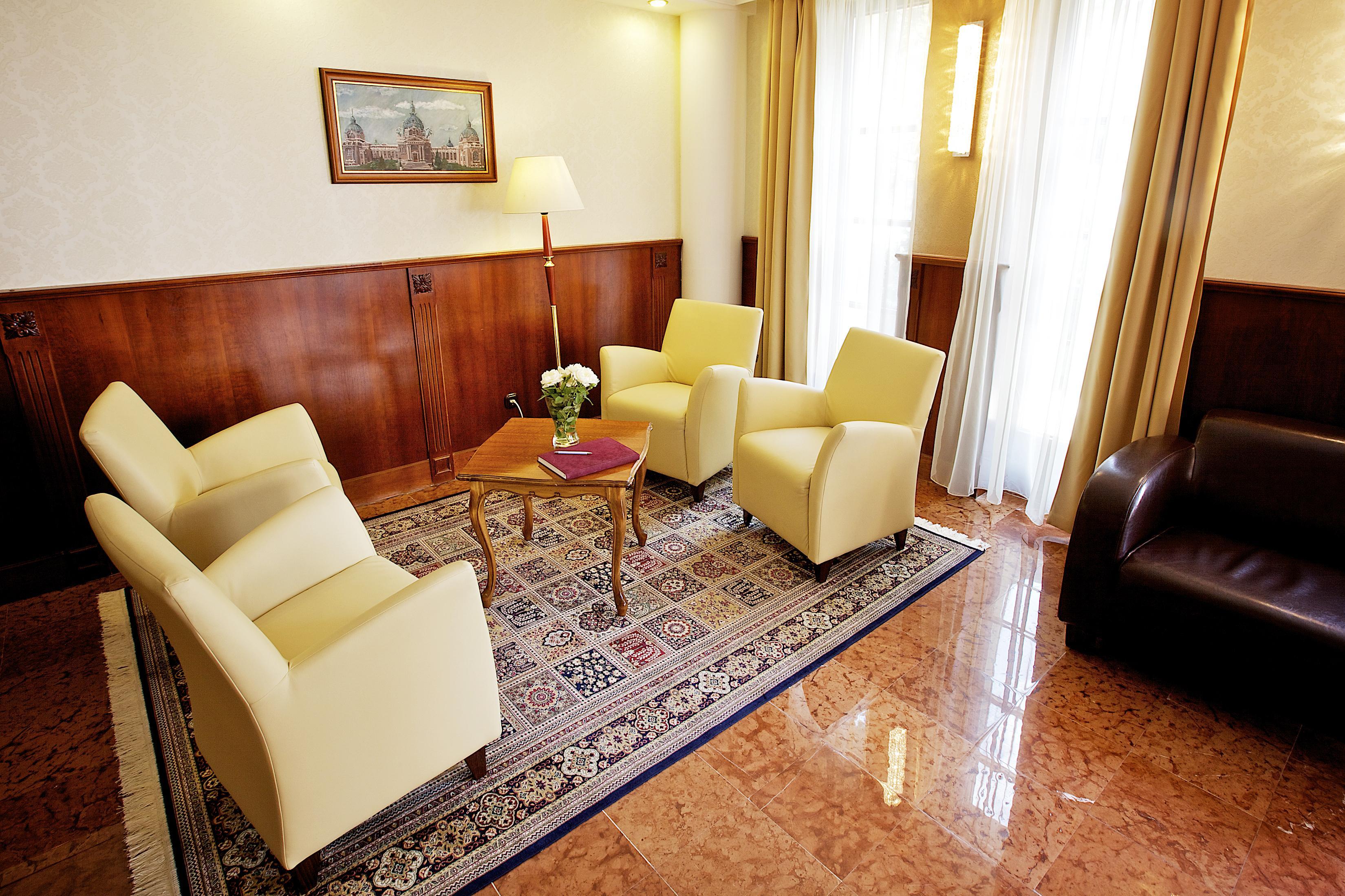 Gold Hotell 4*
