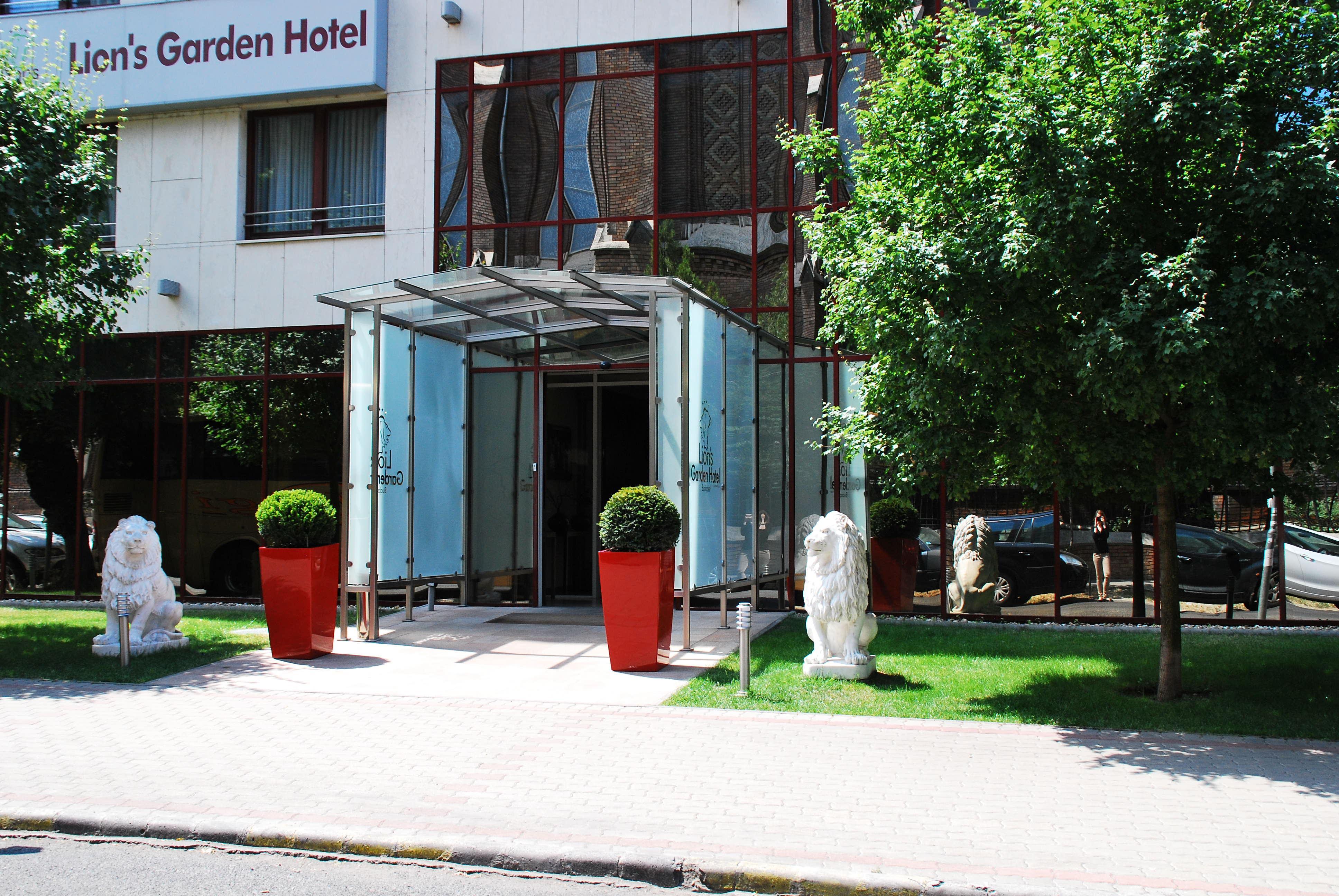 Hotel Lion's Garden 4*
