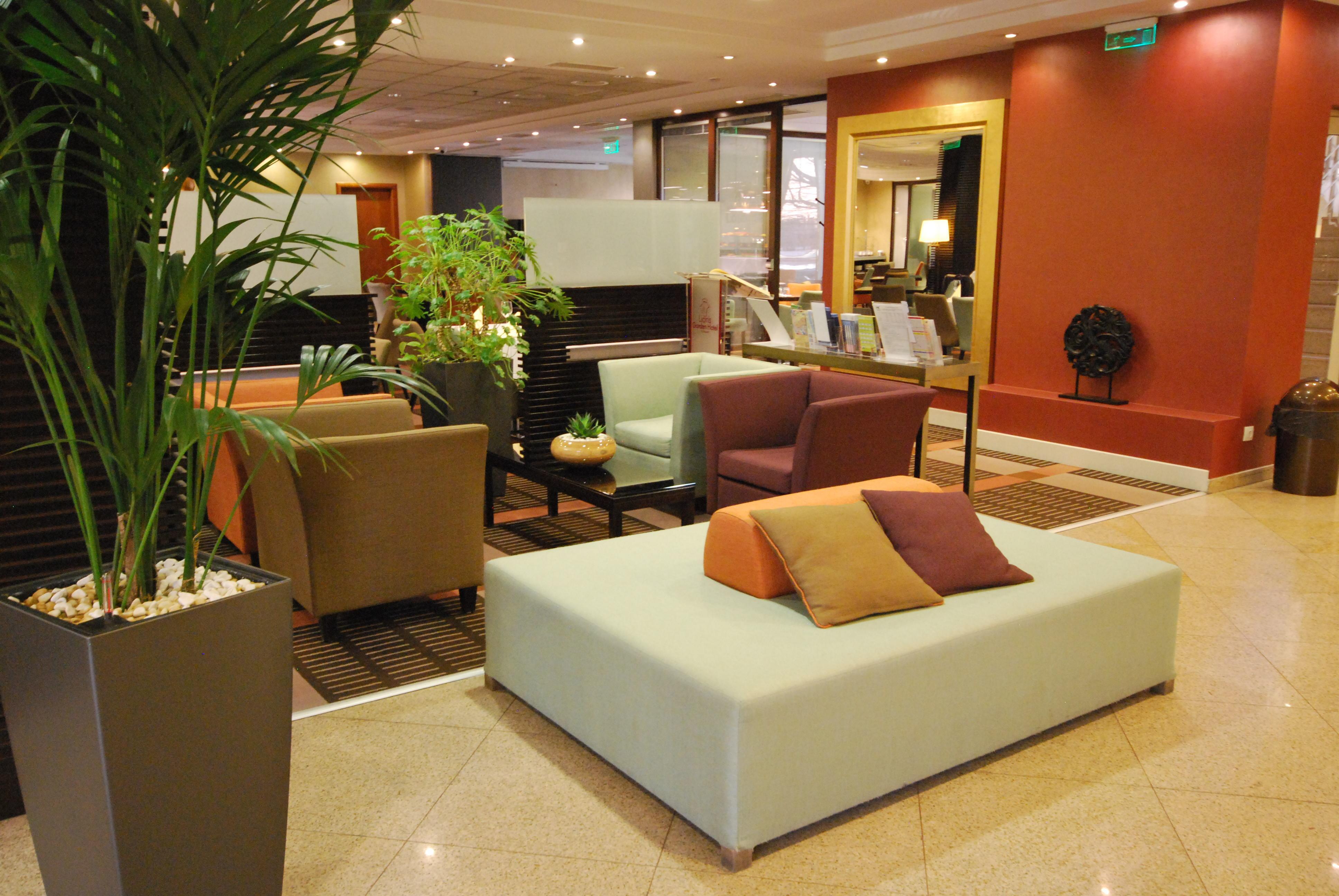 Lion's Garden Hotel