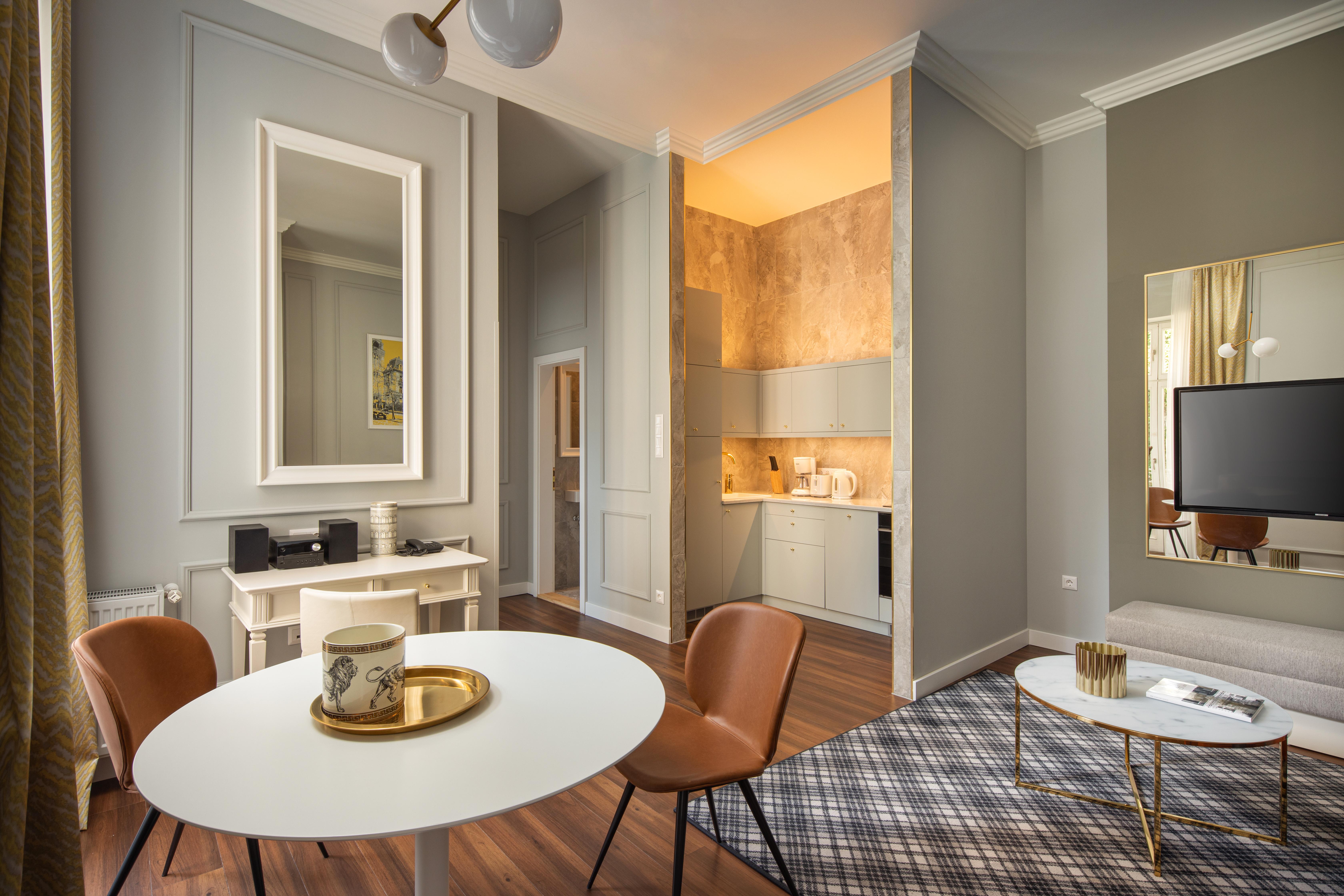 Mamaison Izabella Budapest