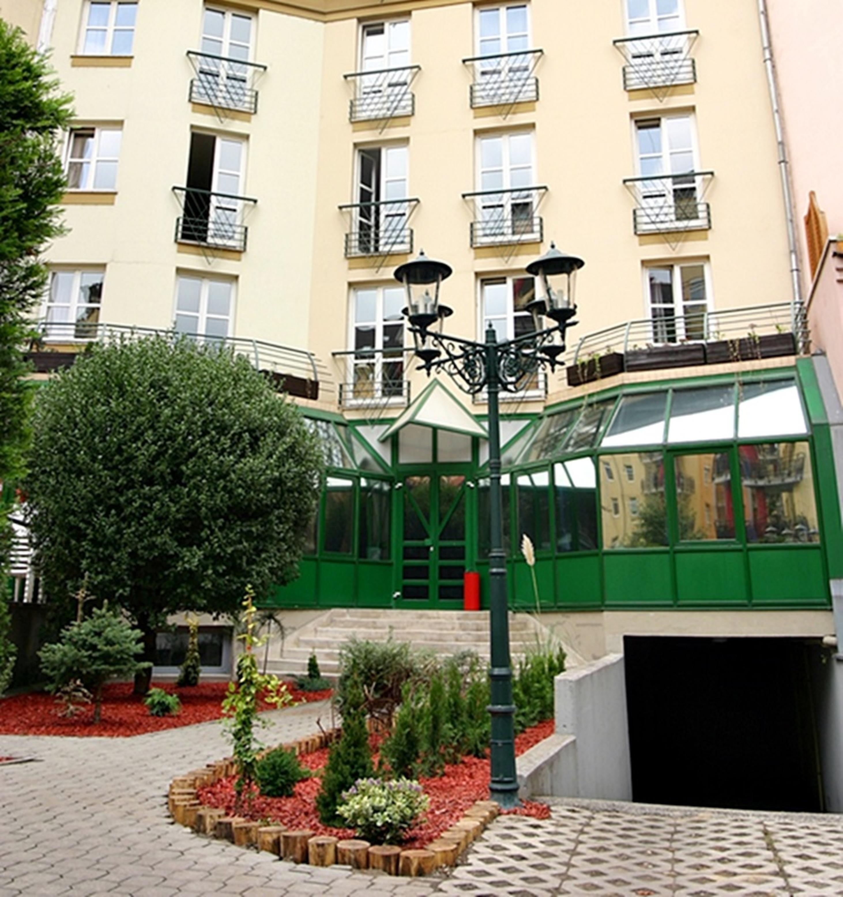 Corvin Corvin Wing Hotel 4*
