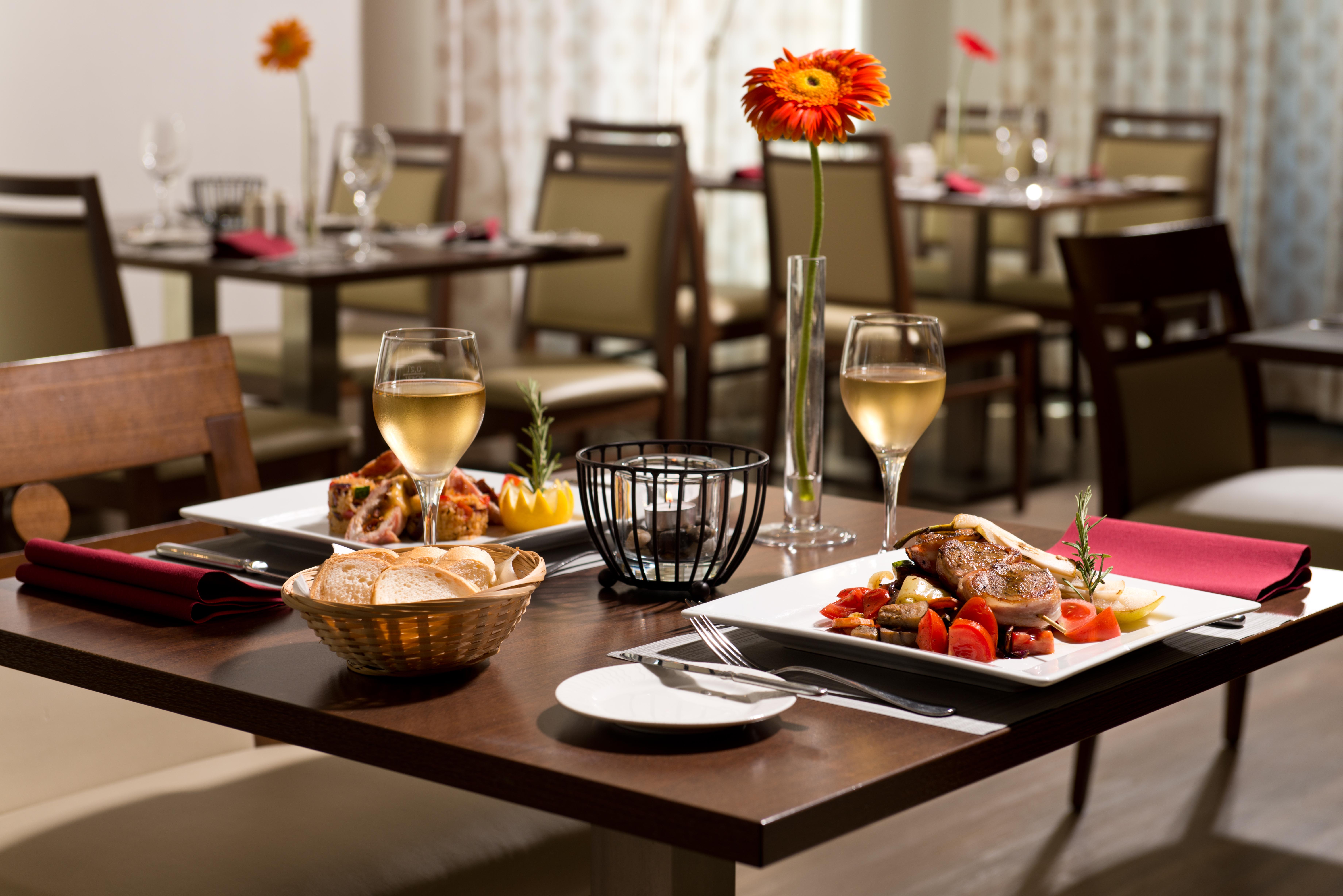 Hotell Achat 4*
