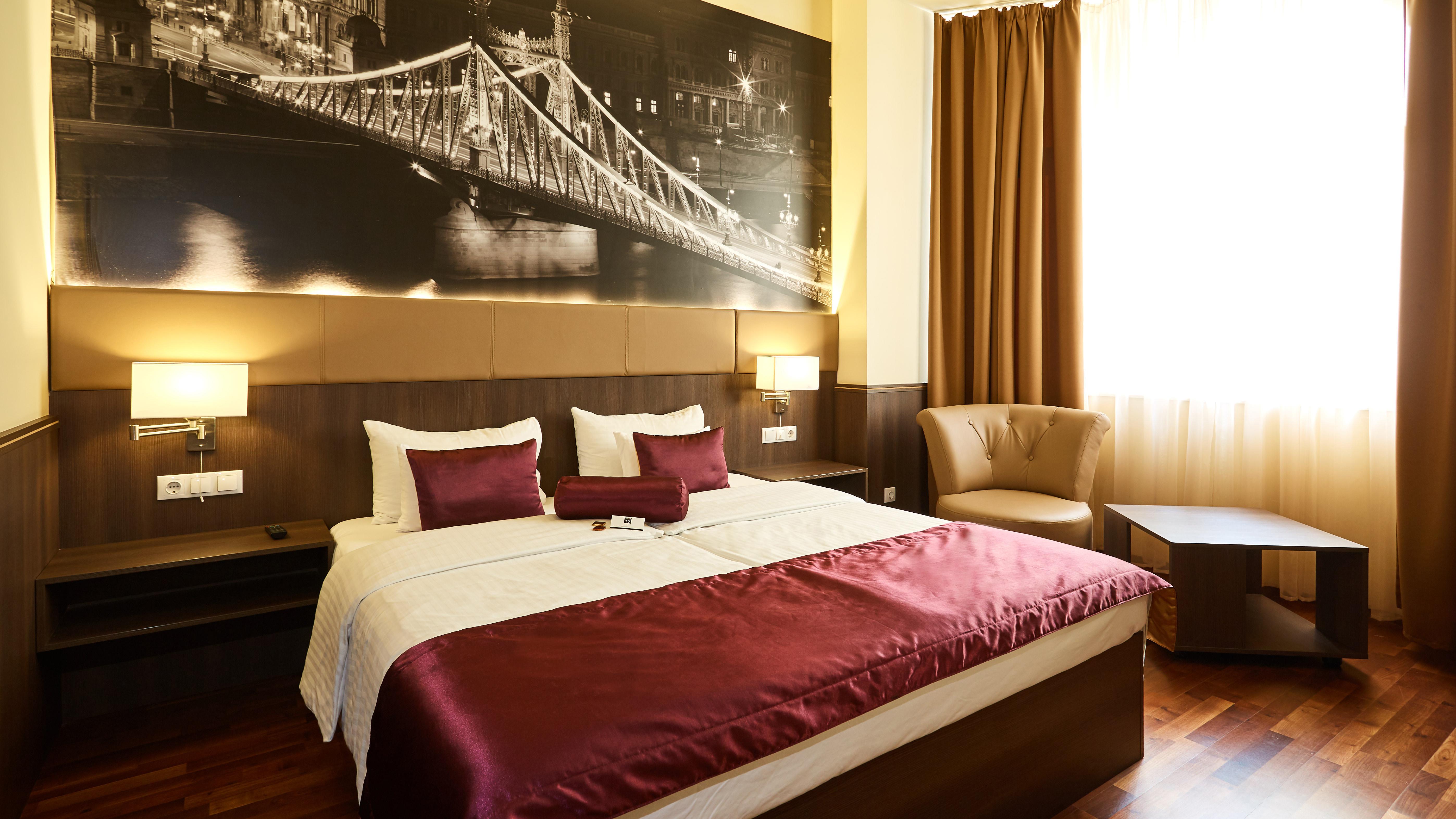 Hotel 12 Revay Budapest