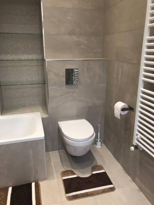 Appartamento Renovated&spacious Two-bedroom In *