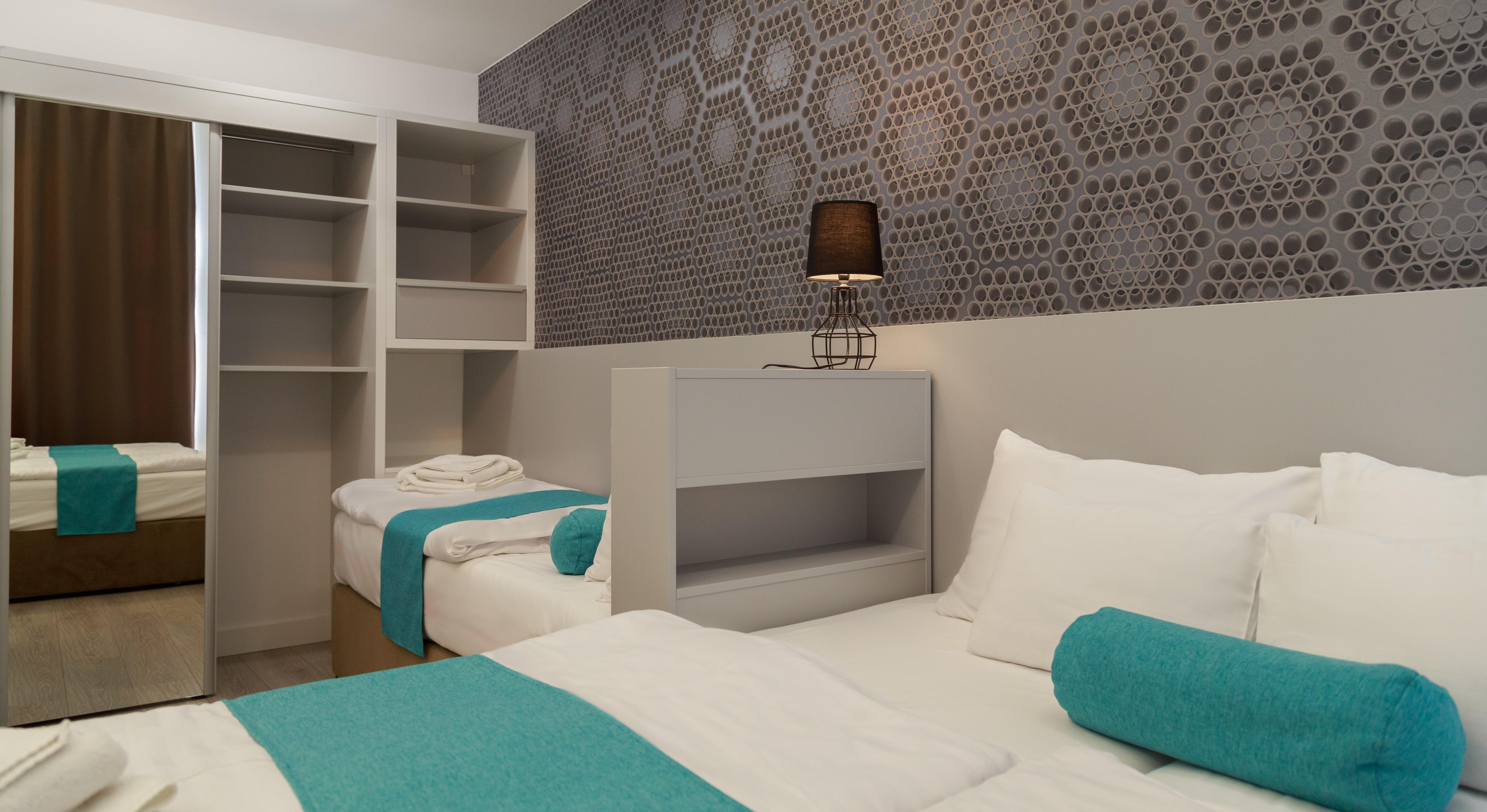 Hotel Mika Downtown 3*