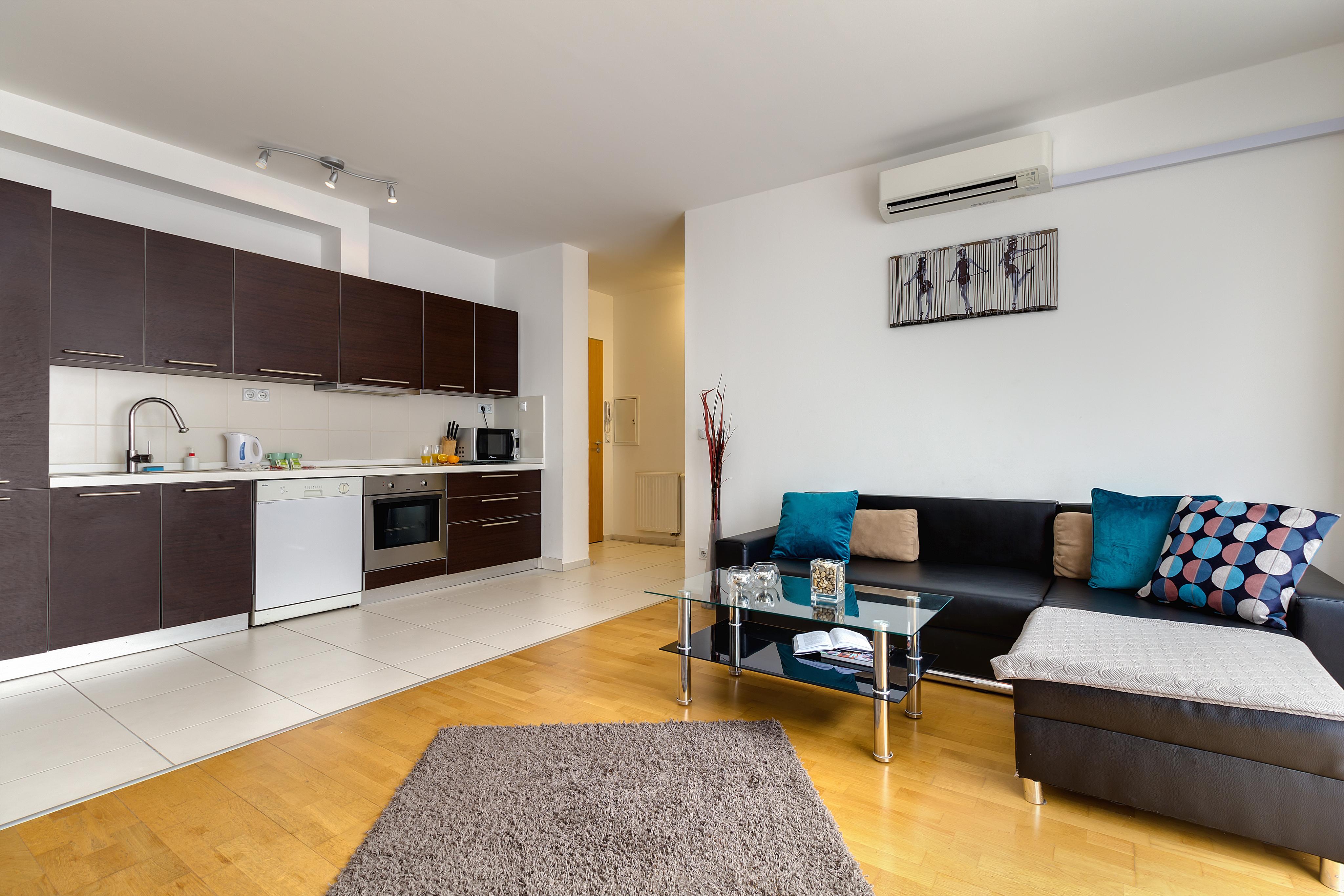 Quality Point 0-24 Reception 4* Budapest