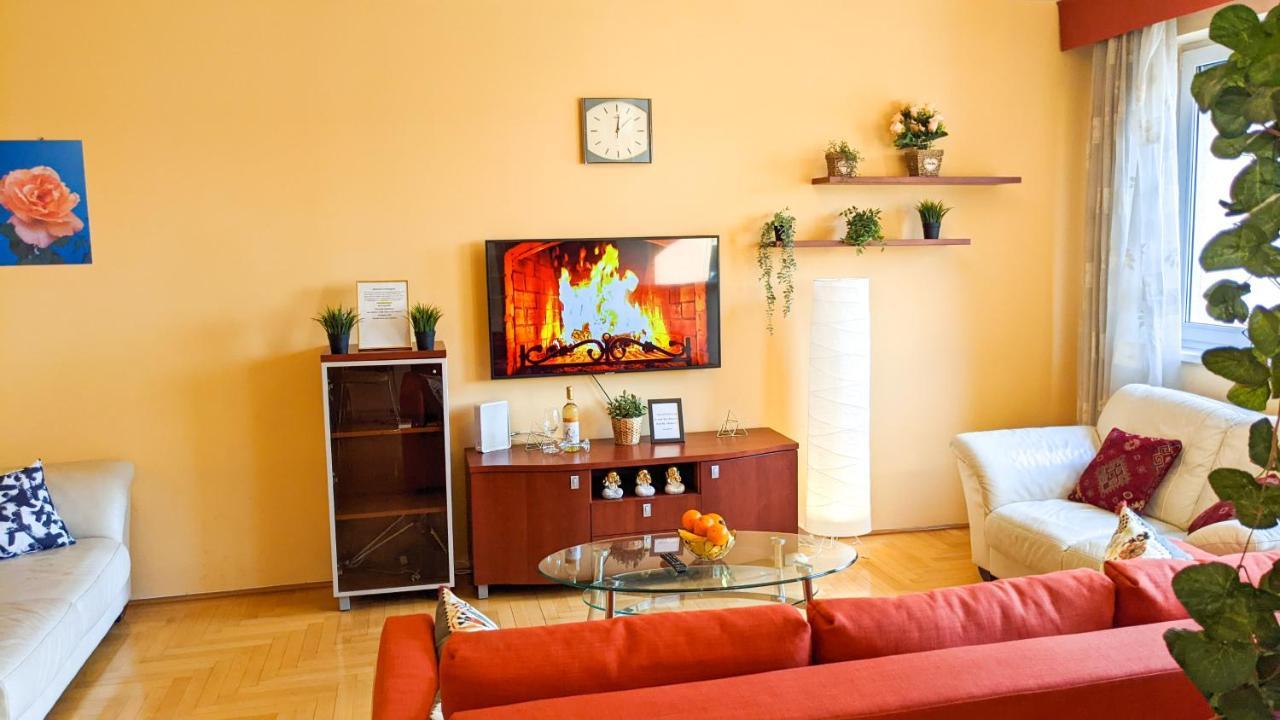 Apartament Skytop Modern In Heart Of Downtown