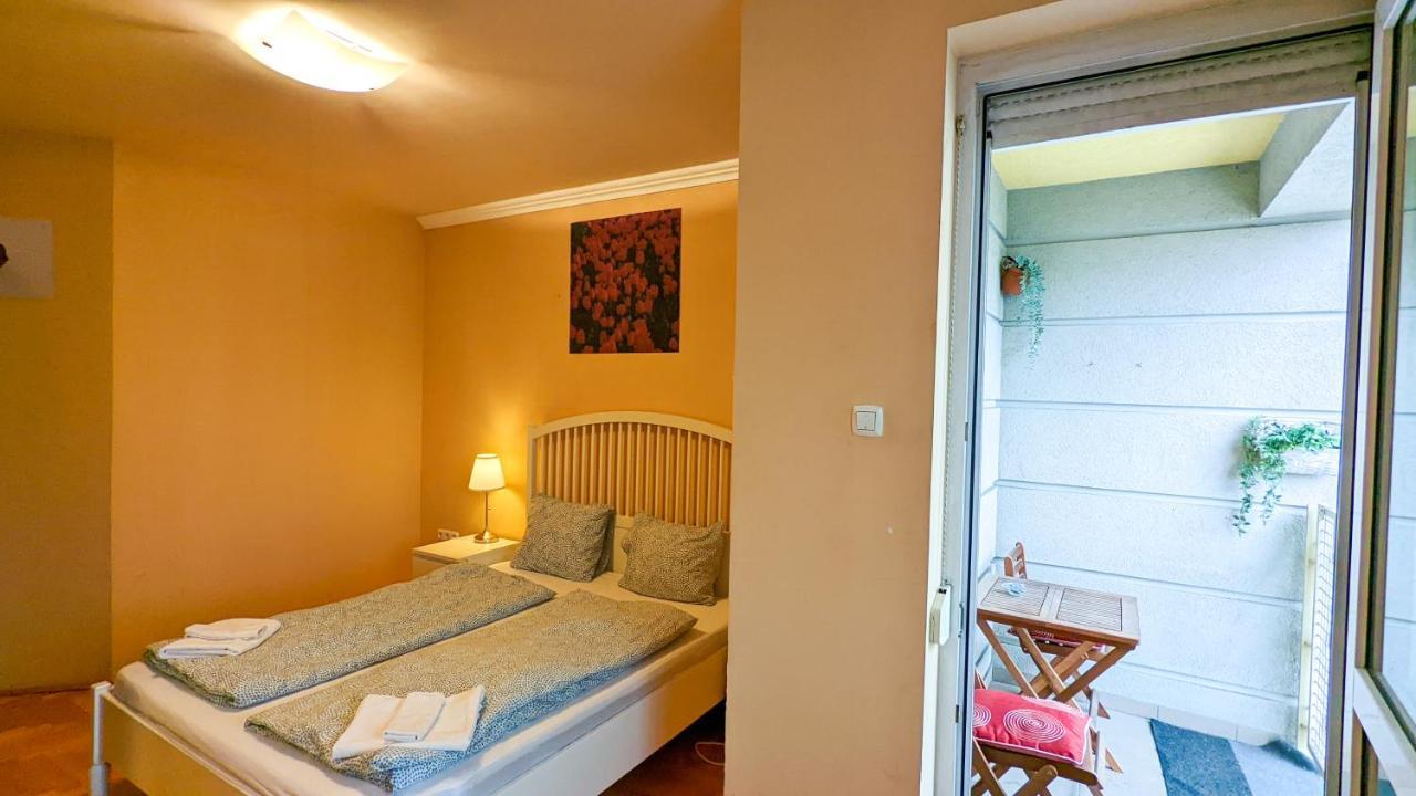 Skytop Modern In Heart Of Downtown * Budapeszt